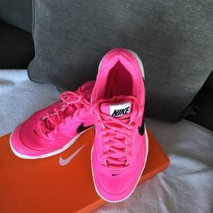 Nike Court Lite women’s sneakers, size 8.5 regular, pink